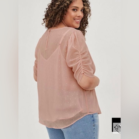 Torrid sz 4 pink blouse NWT - Picture 3 of 9